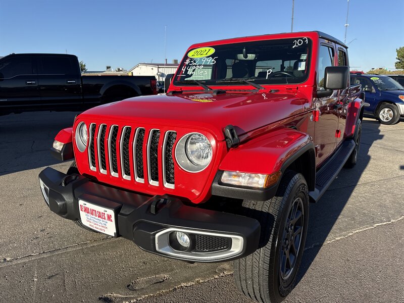 2021 Jeep Gladiator Overland   - Photo 1 - South Sioux City, NE 68776