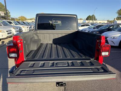 2021 Jeep Gladiator Overland   - Photo 17 - South Sioux City, NE 68776