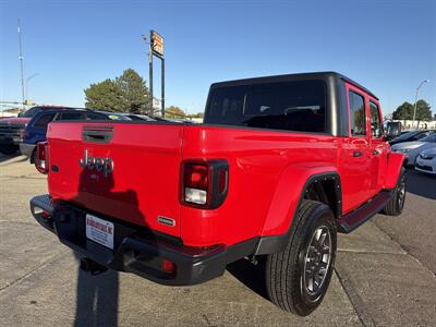 2021 Jeep Gladiator Overland   - Photo 7 - South Sioux City, NE 68776