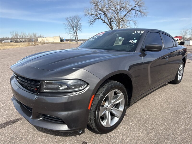 2016 Dodge Charger SXT   - Photo 1 - South Sioux City, NE 68776