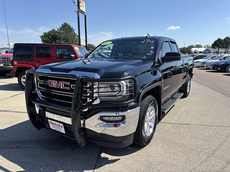 2017 GMC Sierra 1500 SLE   - Photo 1 - South Sioux City, NE 68776