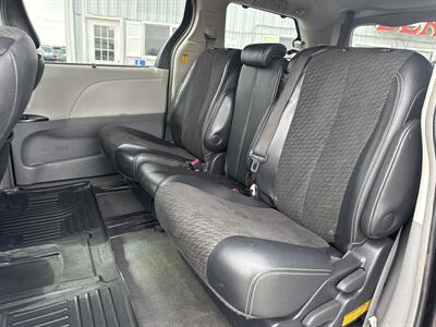 2013 Toyota Sienna SE 8-Passenger   - Photo 16 - South Sioux City, NE 68776