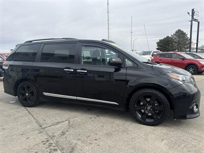 2013 Toyota Sienna SE 8-Passenger   - Photo 10 - South Sioux City, NE 68776
