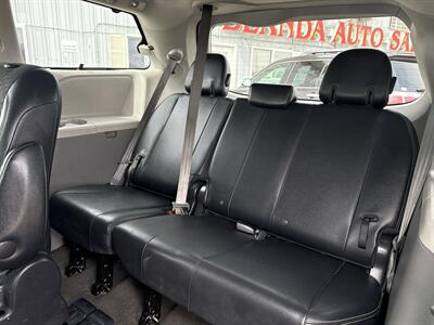 2013 Toyota Sienna SE 8-Passenger   - Photo 17 - South Sioux City, NE 68776