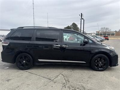 2013 Toyota Sienna SE 8-Passenger   - Photo 9 - South Sioux City, NE 68776