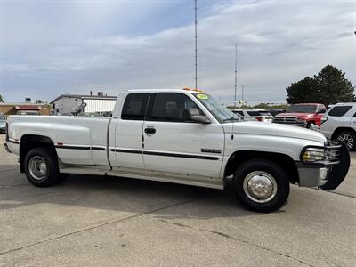1999 Dodge Ram 3500 Laramie SLT   - Photo 10 - South Sioux City, NE 68776