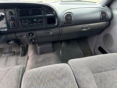 1999 Dodge Ram 3500 Laramie SLT   - Photo 23 - South Sioux City, NE 68776