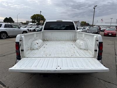 1999 Dodge Ram 3500 Laramie SLT   - Photo 18 - South Sioux City, NE 68776