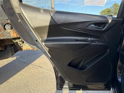 2020 Chevrolet Equinox LT   - Photo 17 - South Sioux City, NE 68776