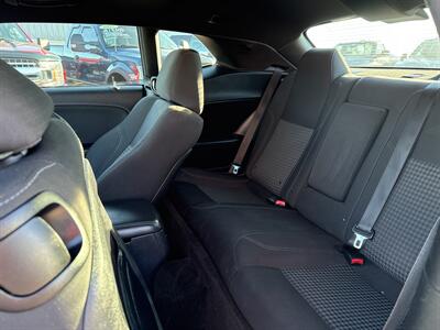 2015 Dodge Challenger SXT   - Photo 15 - South Sioux City, NE 68776