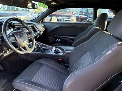 2015 Dodge Challenger SXT   - Photo 13 - South Sioux City, NE 68776