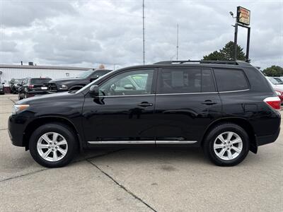2012 Toyota Highlander   - Photo 3 - South Sioux City, NE 68776