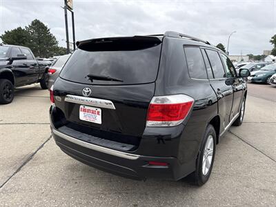 2012 Toyota Highlander   - Photo 7 - South Sioux City, NE 68776