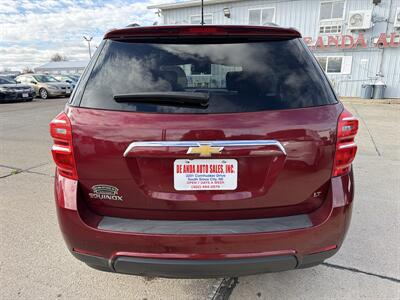 2017 Chevrolet Equinox LT   - Photo 4 - South Sioux City, NE 68776