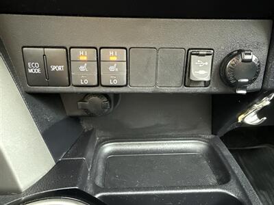 2017 Toyota RAV4 Limited   - Photo 26 - South Sioux City, NE 68776