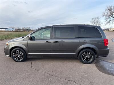 2016 Dodge Grand Caravan R/T   - Photo 3 - South Sioux City, NE 68776