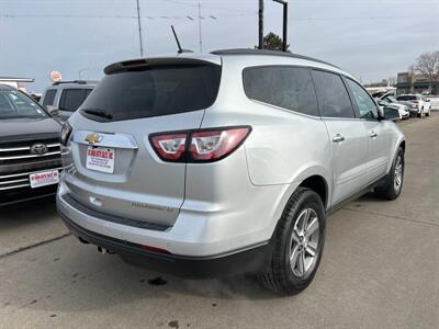 2016 Chevrolet Traverse LT   - Photo 5 - South Sioux City, NE 68776