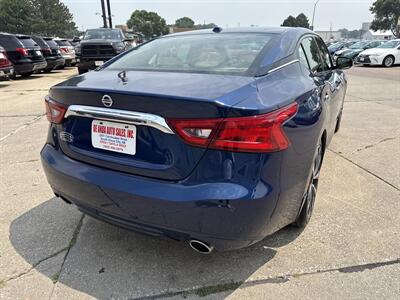 2017 Nissan Maxima 3.5 SR   - Photo 7 - South Sioux City, NE 68776