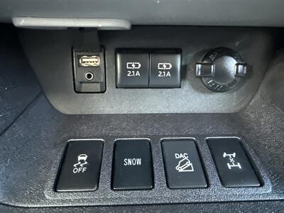 2017 Toyota Highlander XLE   - Photo 30 - South Sioux City, NE 68776