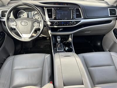 2017 Toyota Highlander XLE   - Photo 22 - South Sioux City, NE 68776