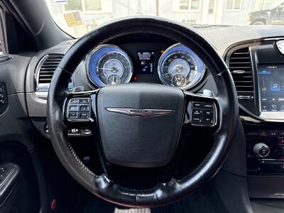 2012 Chrysler 300 Series S V6   - Photo 20 - South Sioux City, NE 68776