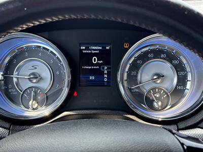2012 Chrysler 300 Series S V6   - Photo 22 - South Sioux City, NE 68776