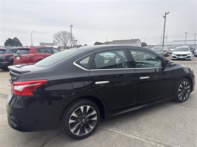 2018 Nissan Sentra SR   - Photo 8 - South Sioux City, NE 68776
