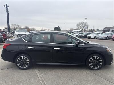 2018 Nissan Sentra SR   - Photo 9 - South Sioux City, NE 68776