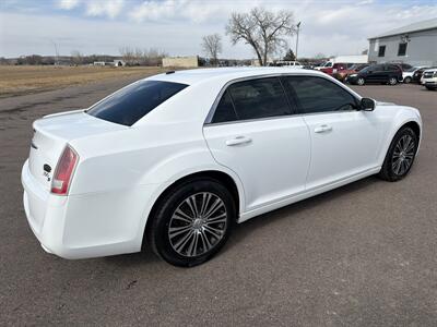 2014 Chrysler 300 Series S   - Photo 8 - South Sioux City, NE 68776