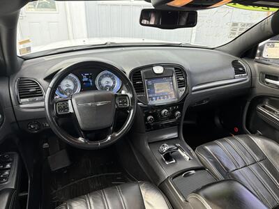 2014 Chrysler 300 Series S   - Photo 19 - South Sioux City, NE 68776