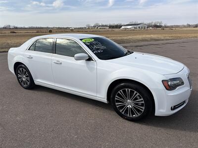 2014 Chrysler 300 Series S   - Photo 10 - South Sioux City, NE 68776