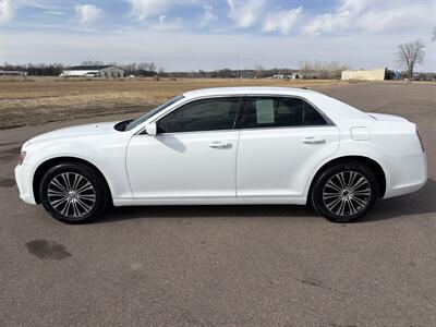 2014 Chrysler 300 Series S   - Photo 3 - South Sioux City, NE 68776