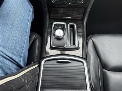 2015 Chrysler 300 Limited   - Photo 28 - South Sioux City, NE 68776