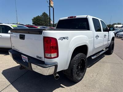 2011 GMC Sierra 1500 SLT   - Photo 7 - South Sioux City, NE 68776