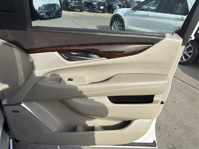 2015 Cadillac Escalade Premium   - Photo 21 - South Sioux City, NE 68776