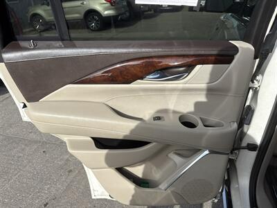 2015 Cadillac Escalade Premium   - Photo 15 - South Sioux City, NE 68776