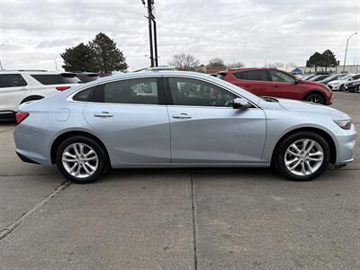 2017 Chevrolet Malibu LT   - Photo 7 - South Sioux City, NE 68776