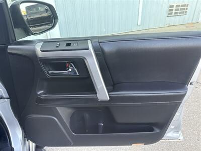 2017 Toyota 4Runner Limited   - Photo 23 - South Sioux City, NE 68776