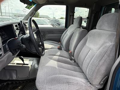 1997 Chevrolet K1500 Cheyenne   - Photo 14 - South Sioux City, NE 68776