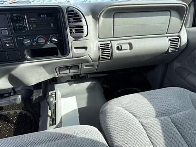 1997 Chevrolet K1500 Cheyenne   - Photo 22 - South Sioux City, NE 68776