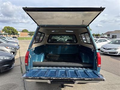 1997 Chevrolet K1500 Cheyenne   - Photo 17 - South Sioux City, NE 68776
