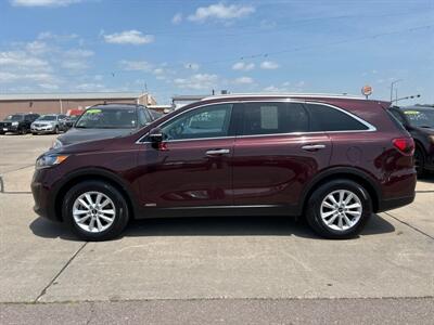 2019 Kia Sorento LX Plus V6   - Photo 2 - South Sioux City, NE 68776