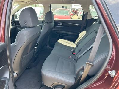 2019 Kia Sorento LX Plus V6   - Photo 12 - South Sioux City, NE 68776