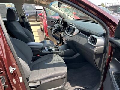 2019 Kia Sorento LX Plus V6   - Photo 19 - South Sioux City, NE 68776
