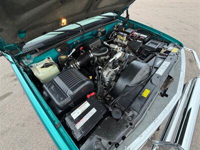 1996 Chevrolet K1500 Cheyenne 2dr K1500 Cheyenne - Photo 43 - South Sioux City, NE 68776