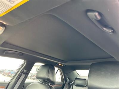 2016 Chrysler 300C Platinum   - Photo 12 - South Sioux City, NE 68776