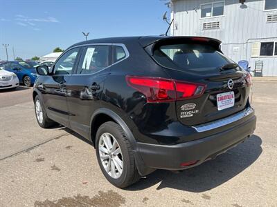 2019 Nissan Rogue Sport S   - Photo 3 - South Sioux City, NE 68776