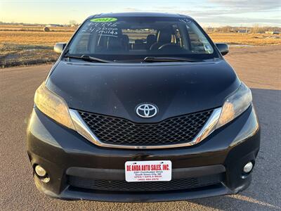 2011 Toyota Sienna SE 8-Passenger   - Photo 12 - South Sioux City, NE 68776