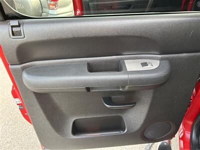 2012 GMC Sierra 2500 SLE   - Photo 13 - South Sioux City, NE 68776