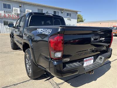 2019 Toyota Tacoma TRD Sport   - Photo 5 - South Sioux City, NE 68776
